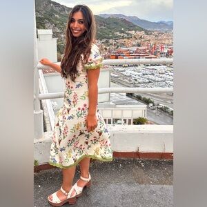 Meet your Posher, Ahlam